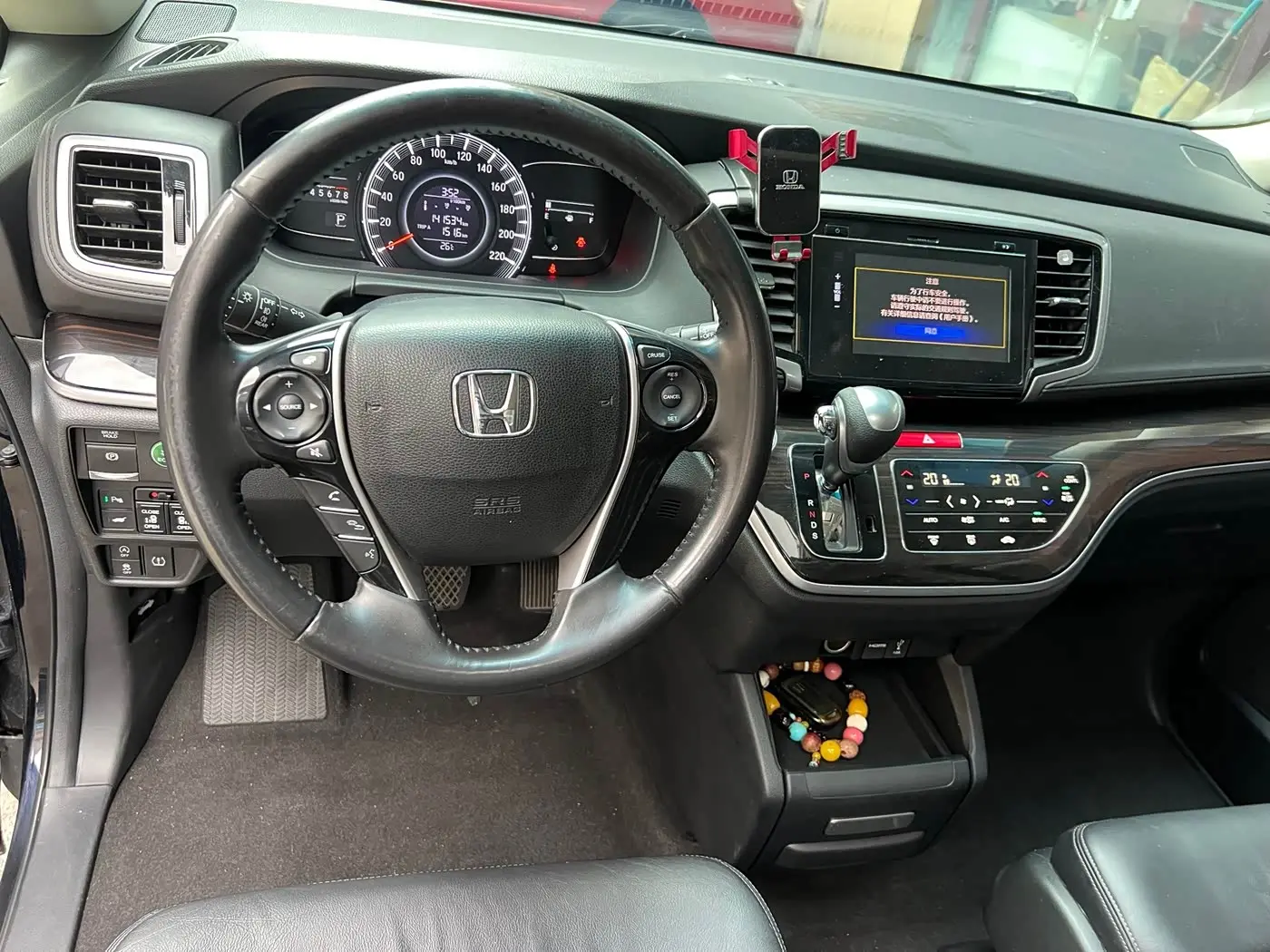 Honda Odyssey 2019 — Фото 12/12