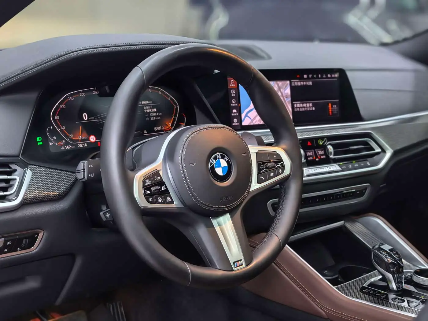 BMW X6 2020 — Фото 15/20