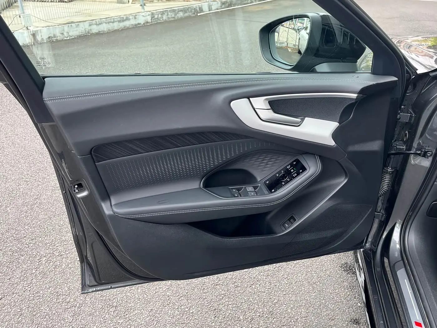 Audi A5L 2025 — Photo 9/18