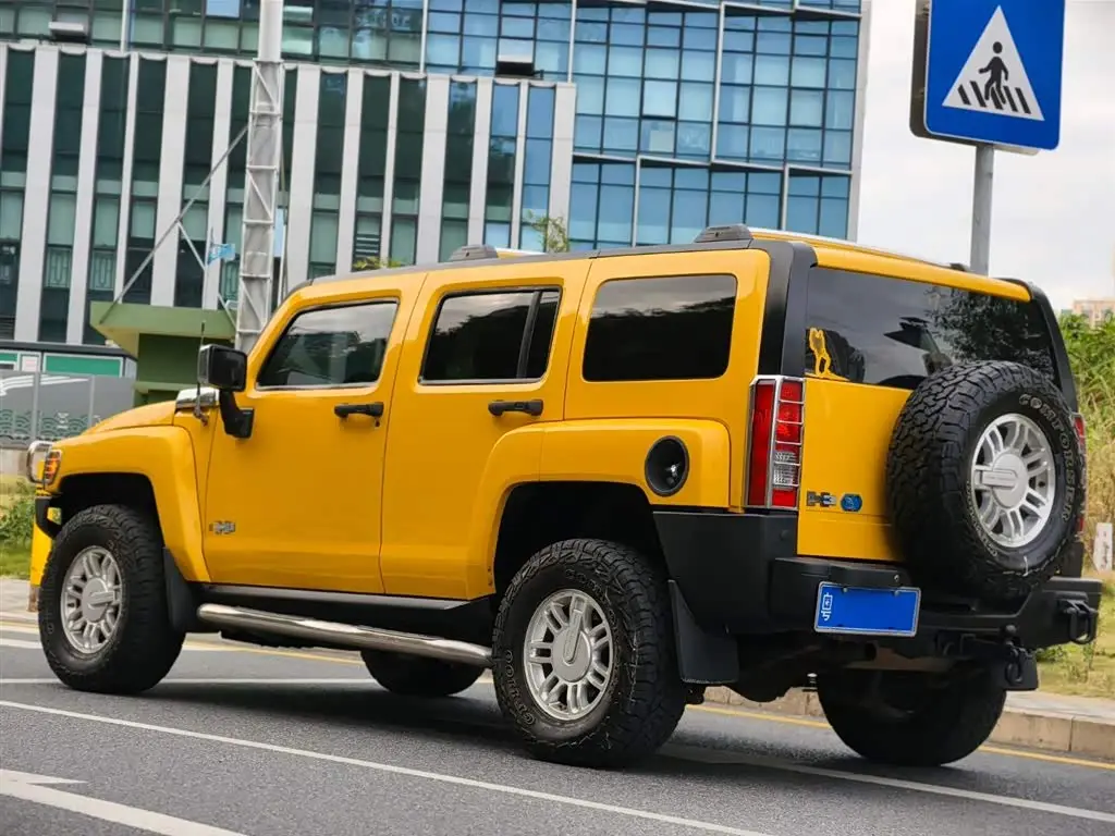 Hummer H3 2006 — Şəkil 5/7