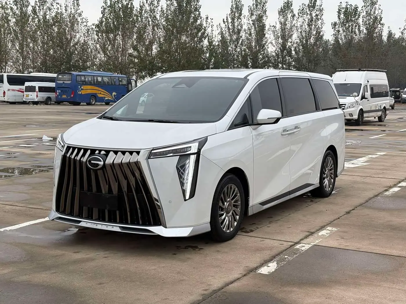 GAC Trumpchi Trumpchi M8 2023 — Фото 1/18