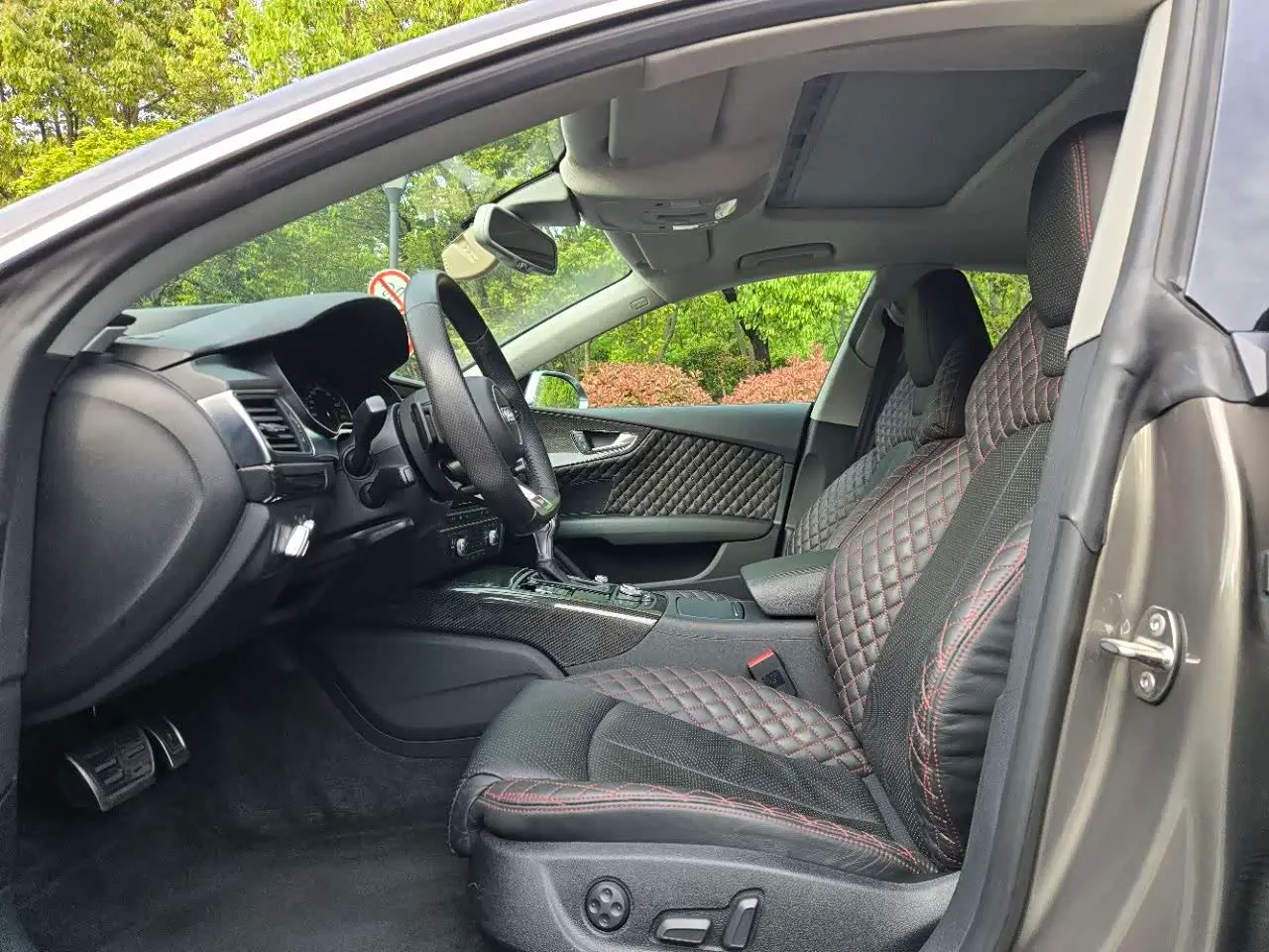 Audi A7 2012 — Şəkil 8/14