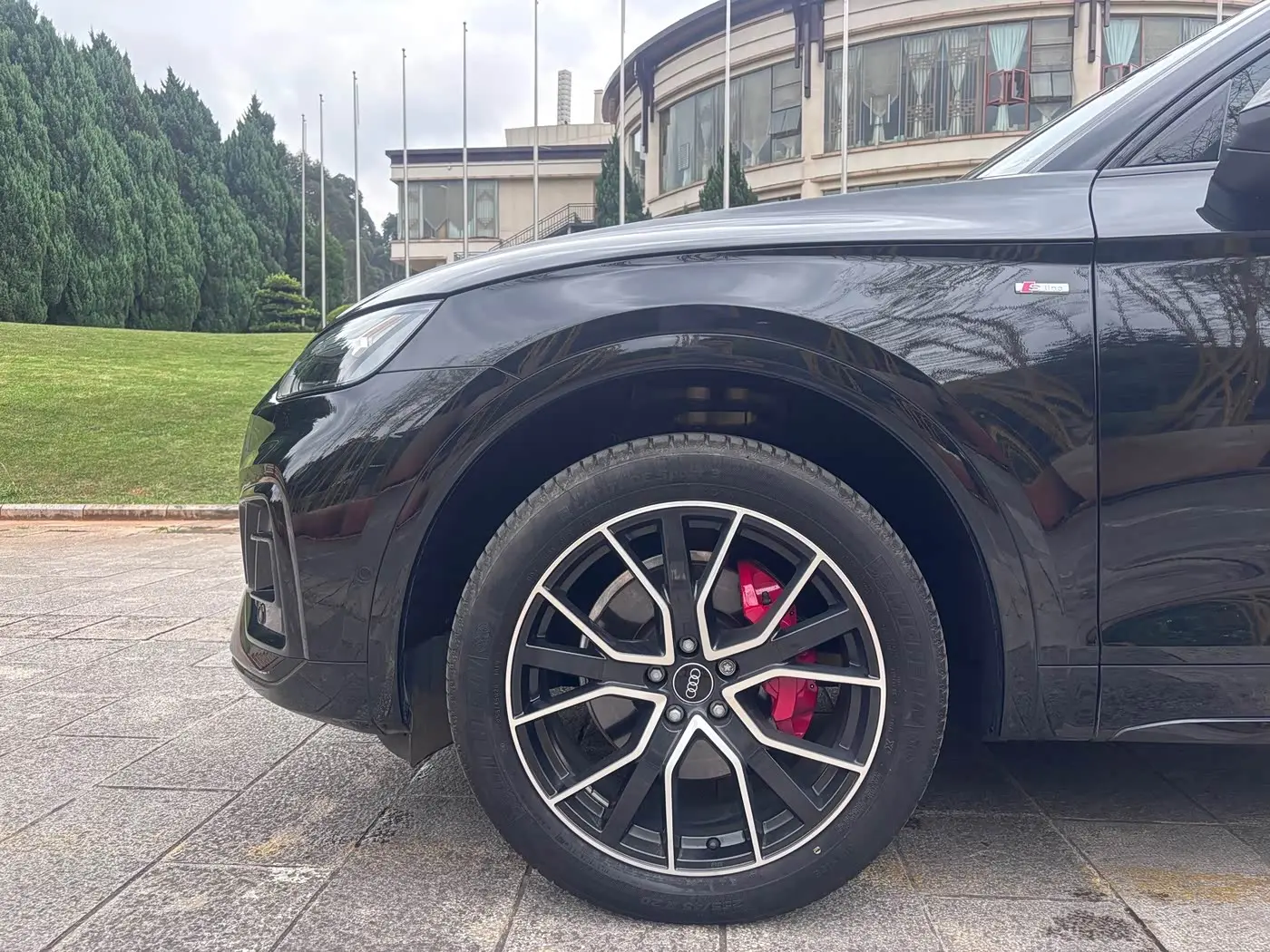 Audi Q5L 2023 — Şəkil 5/20