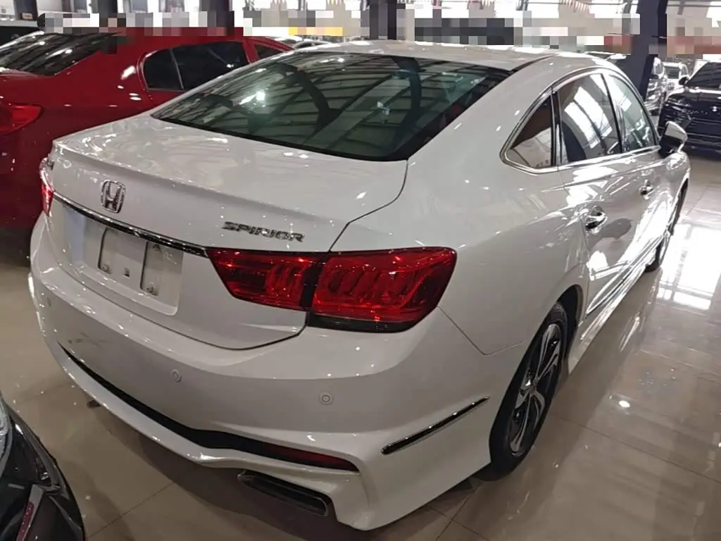 Honda Spirior 2017 — Photo 5/20