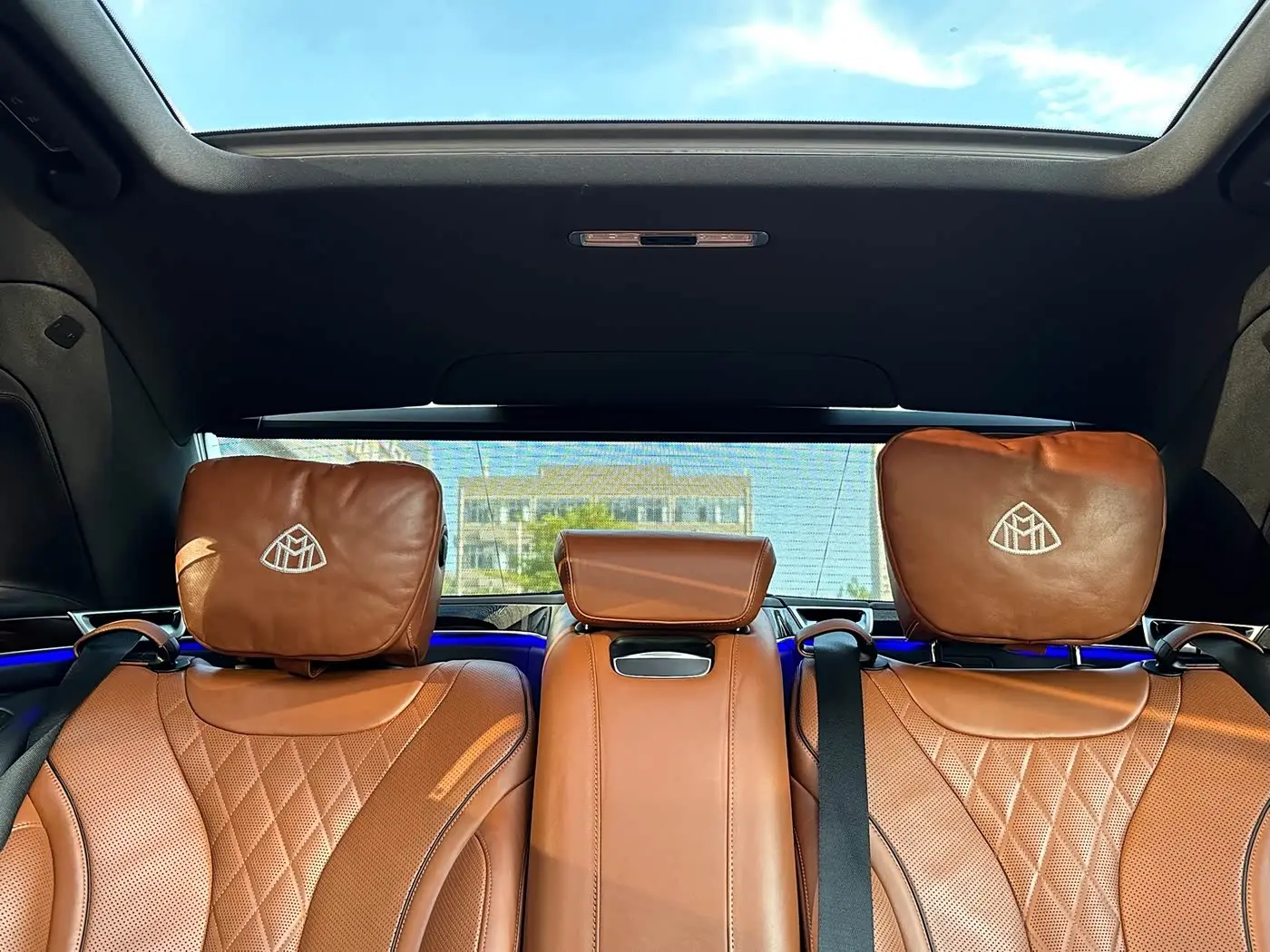Mercedes-Benz Maybach S-Class 2020 — Photo 13/16