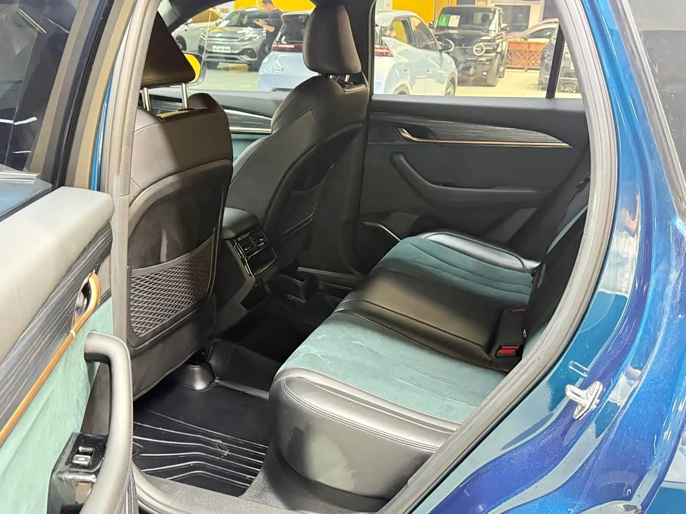Geely Xingyue L 2022 — Фото 14/20