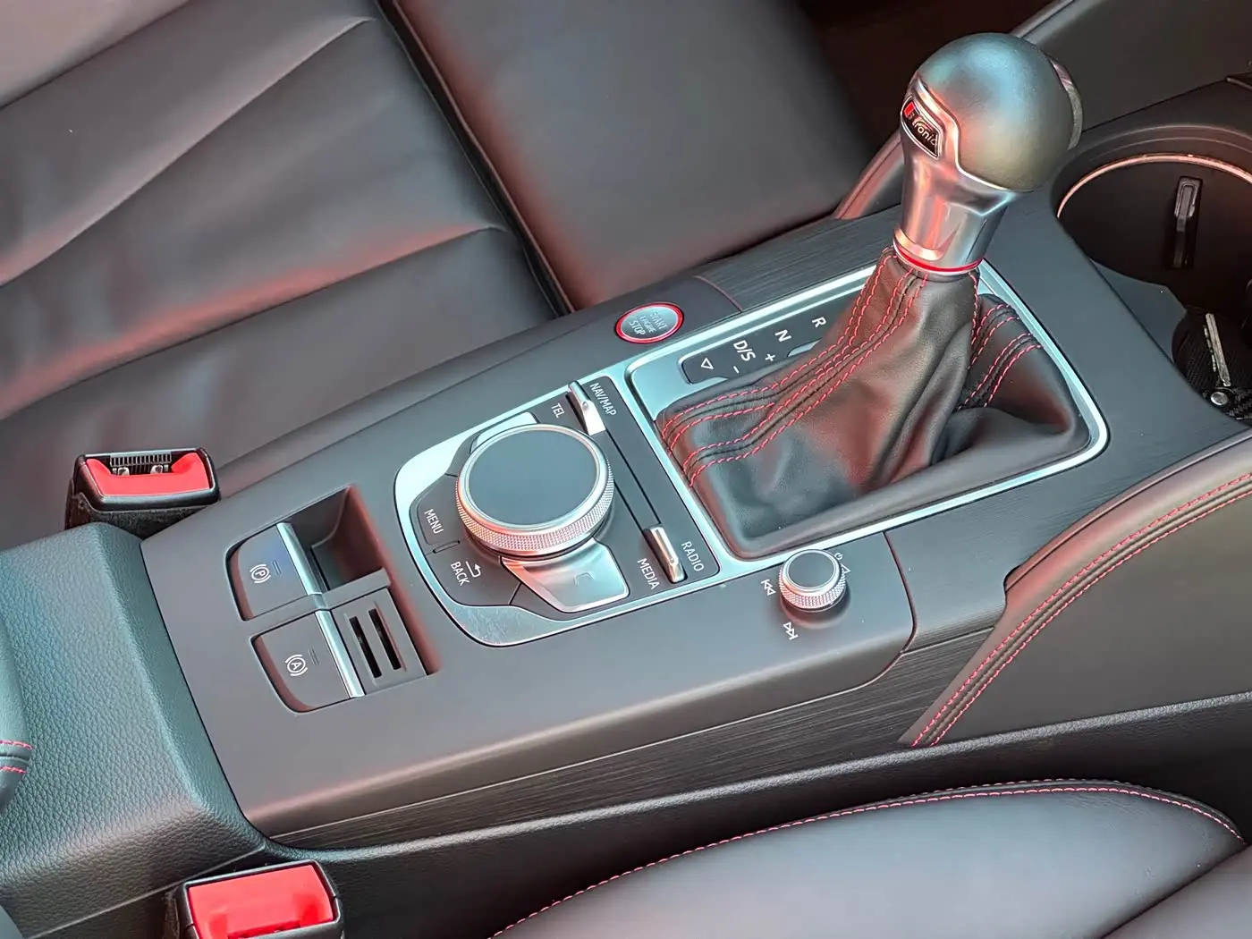 Audi S3 2019 — Photo 9/16