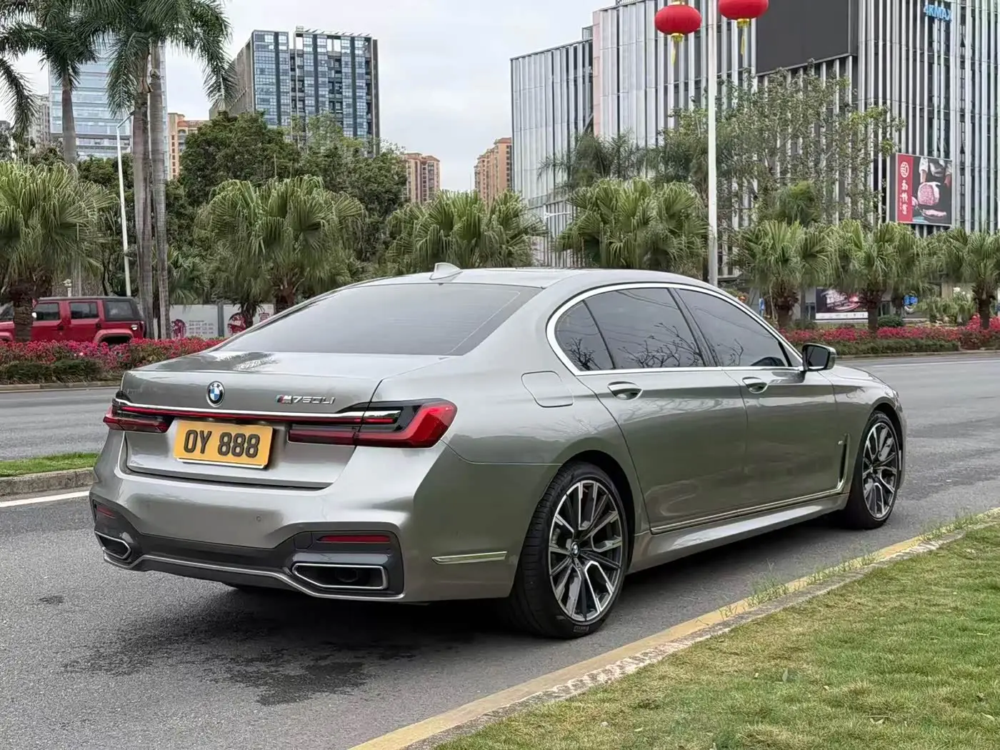BMW 7 Series 2020 — Photo 11/11