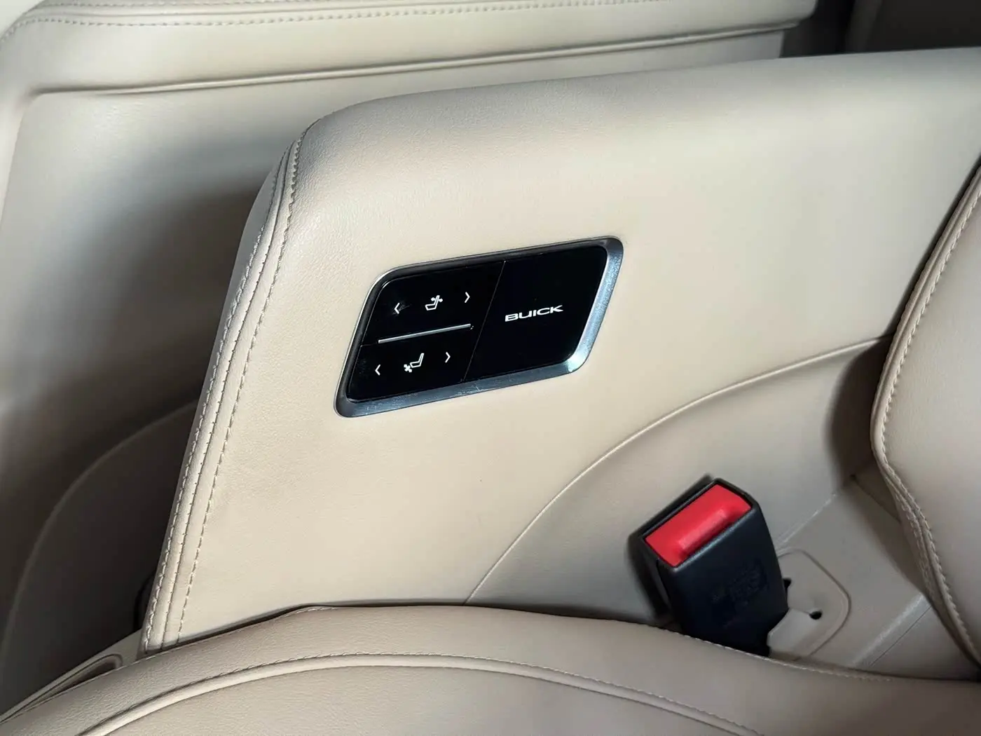 Buick GL8 New Energy 2025 — Şəkil 17/20