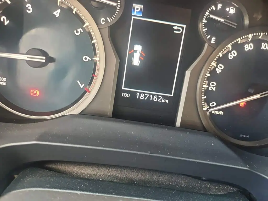 Toyota Prado 2018 — Şəkil 13/20