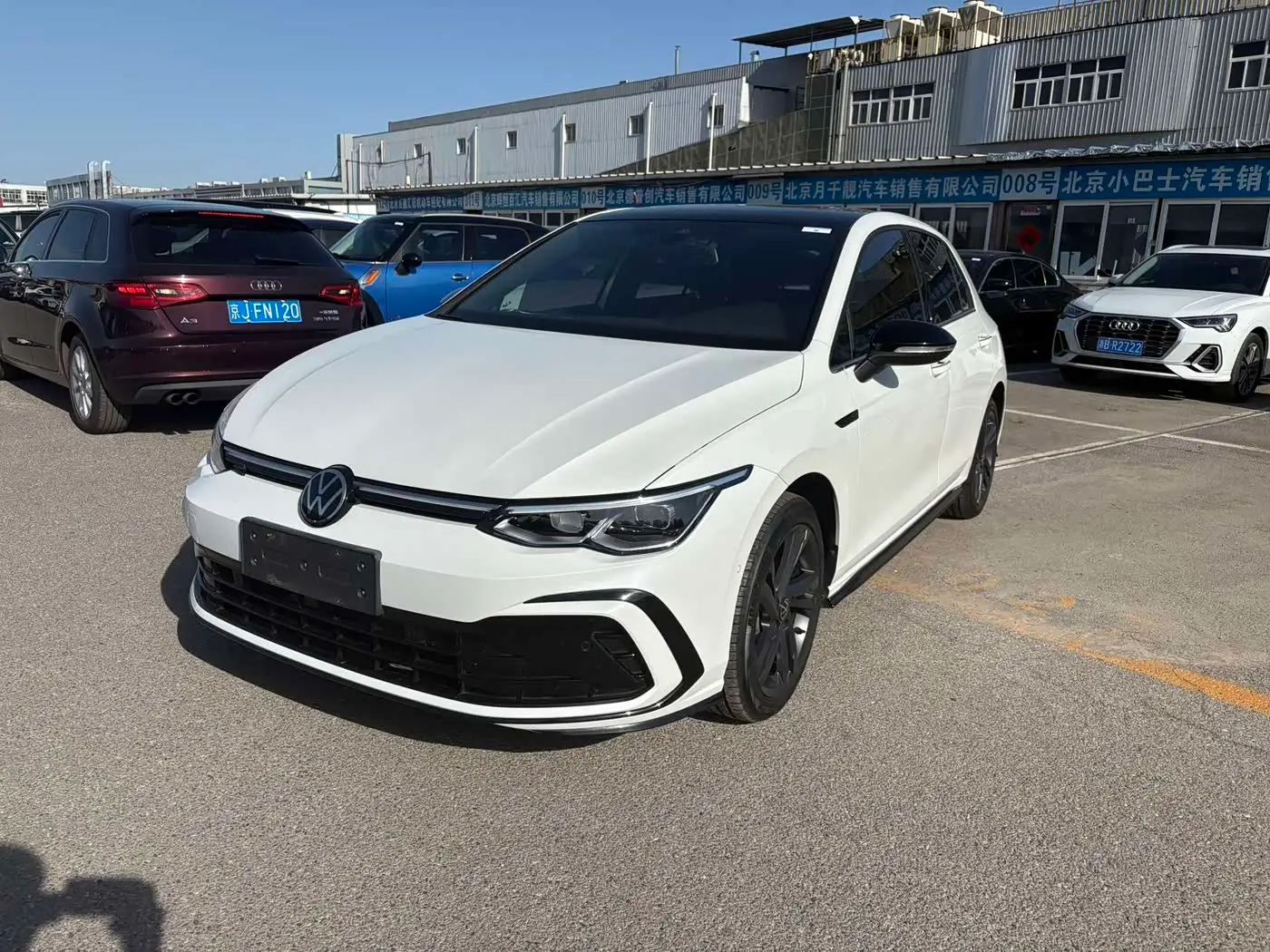 Volkswagen Golf, 2022