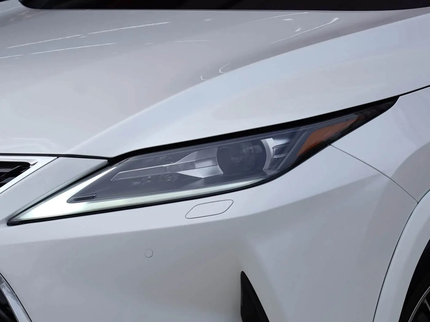 Lexus RX 2019 — Photo 3/20