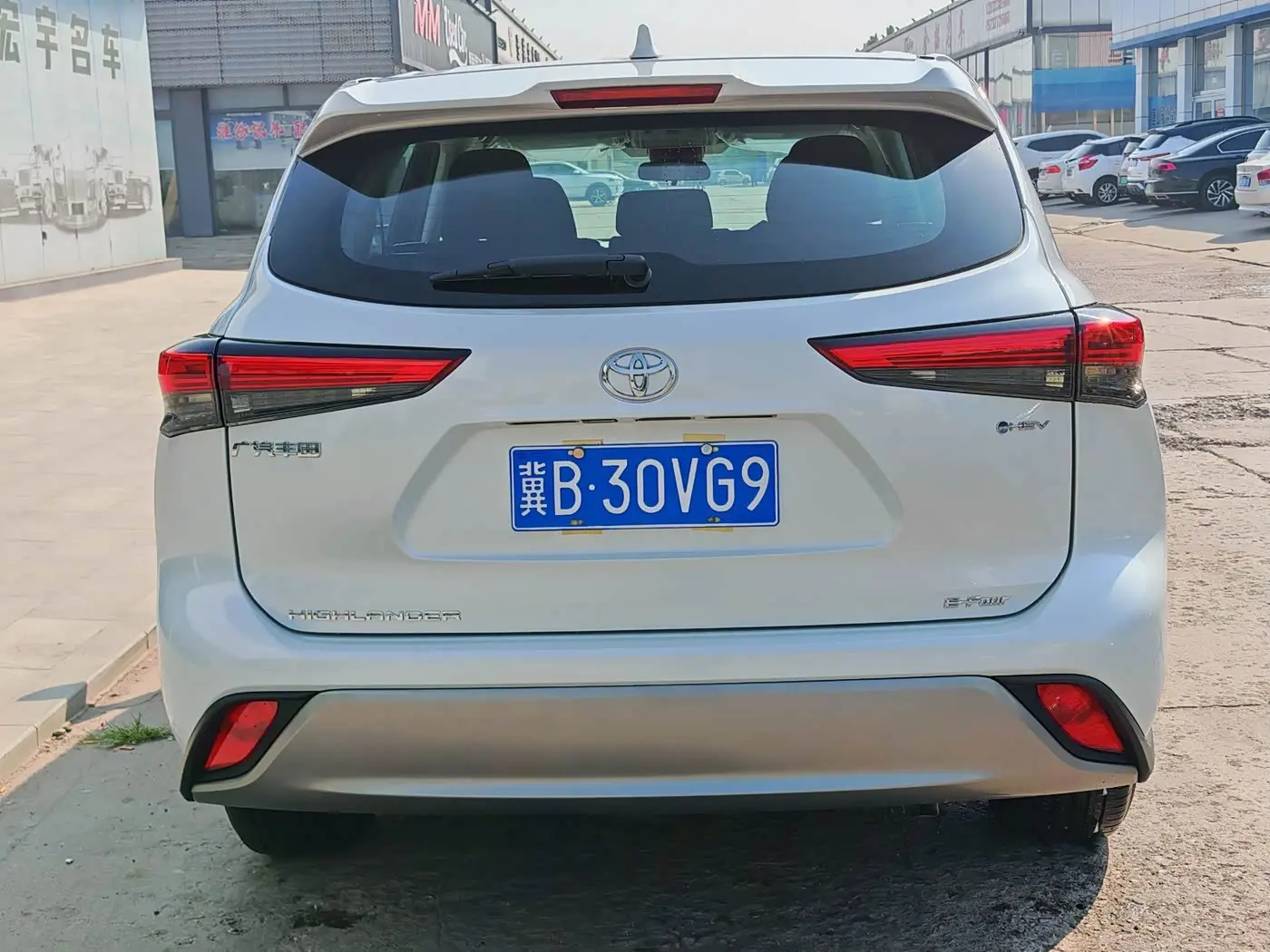 Toyota Highlander 2026 — ფოტო 6/12