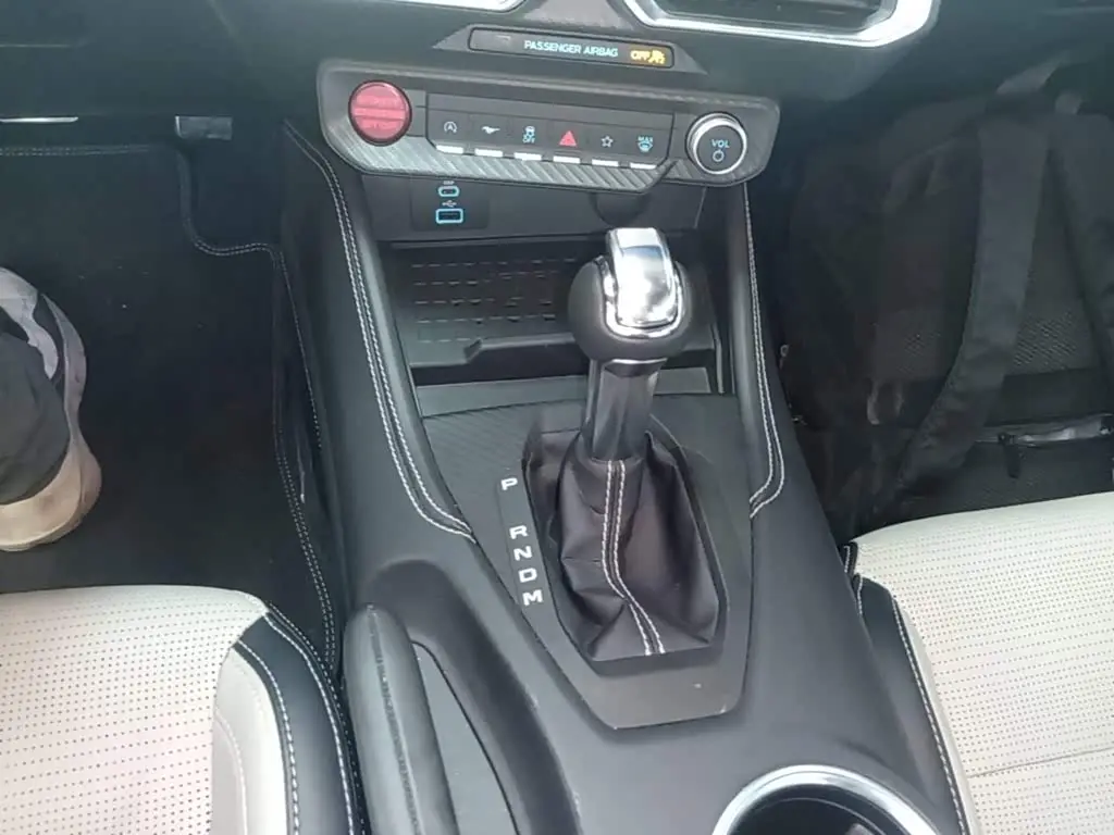 Ford Mustang 2025 — Photo 10/20