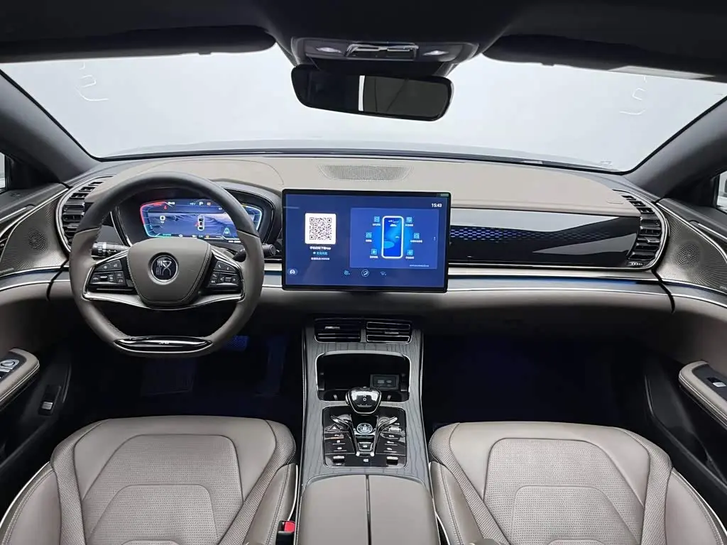 BYD Han 2023 — Photo 10/20