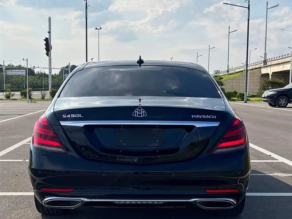 Mercedes-Benz S-Class 2019 — Photo 19/19