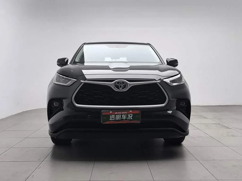 Toyota Highlander 2022 — Şəkil 3/20