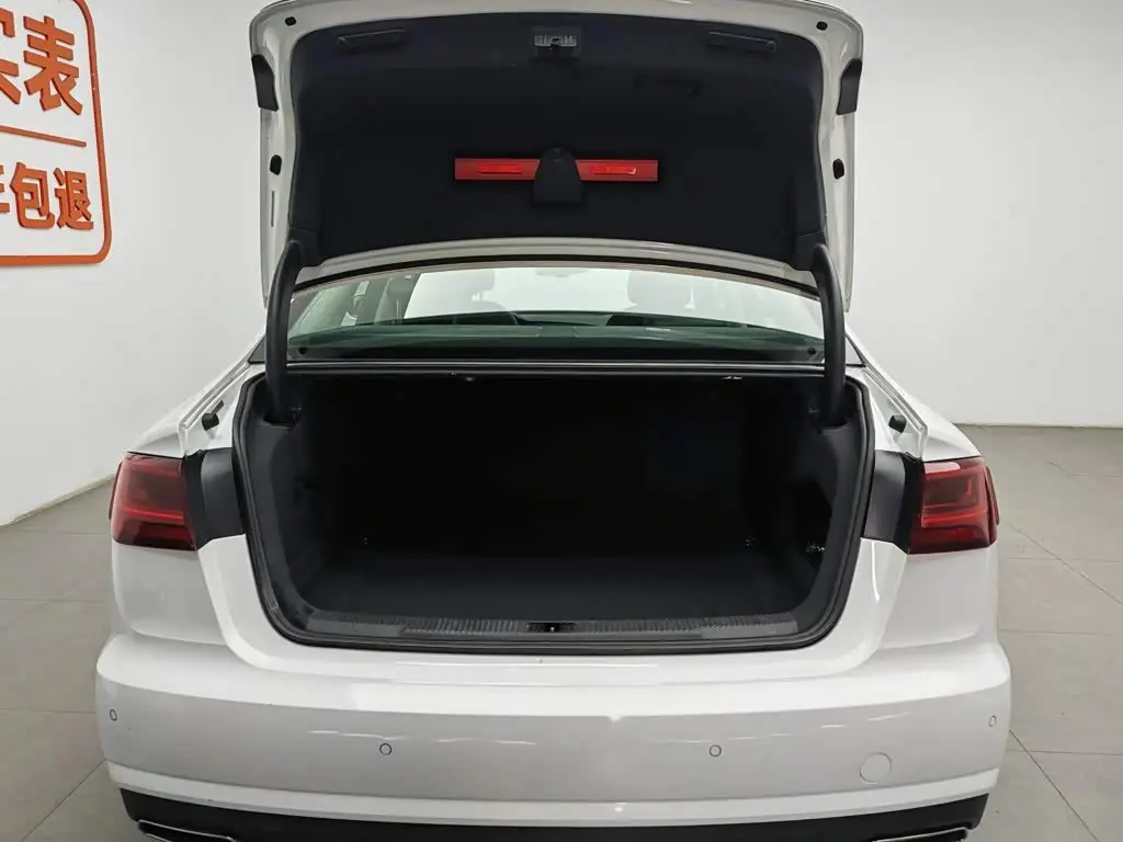 Audi A6L 2017 — Фото 16/20