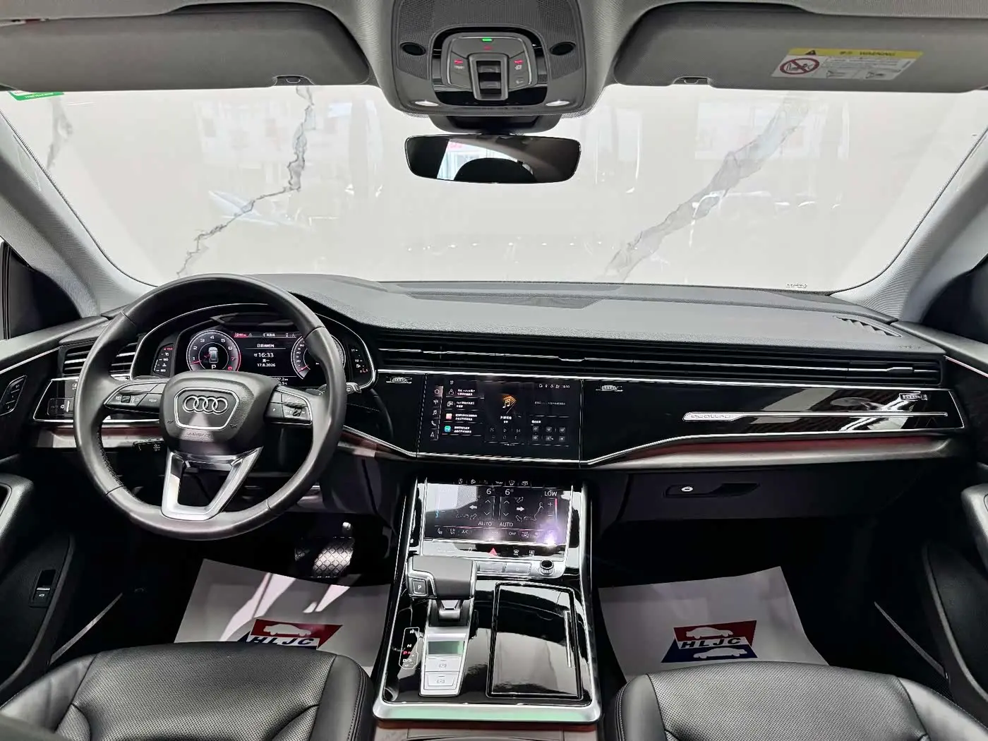 Audi Q8 2021 — Photo 11/20