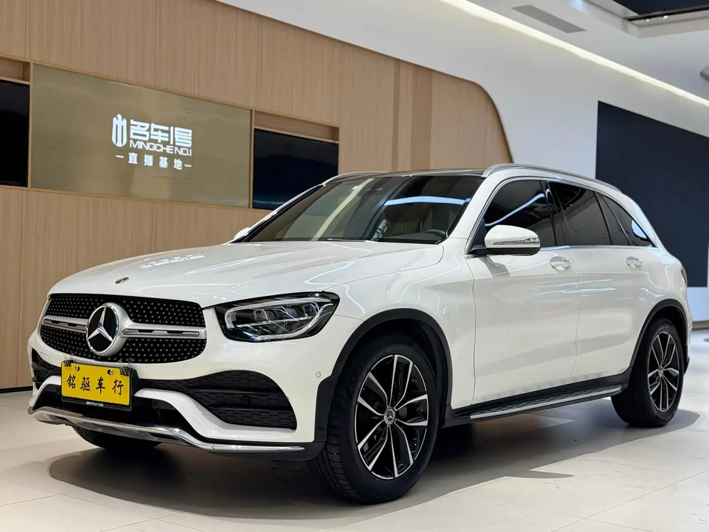 Mercedes-Benz GLC 2020 — Фото 1/19
