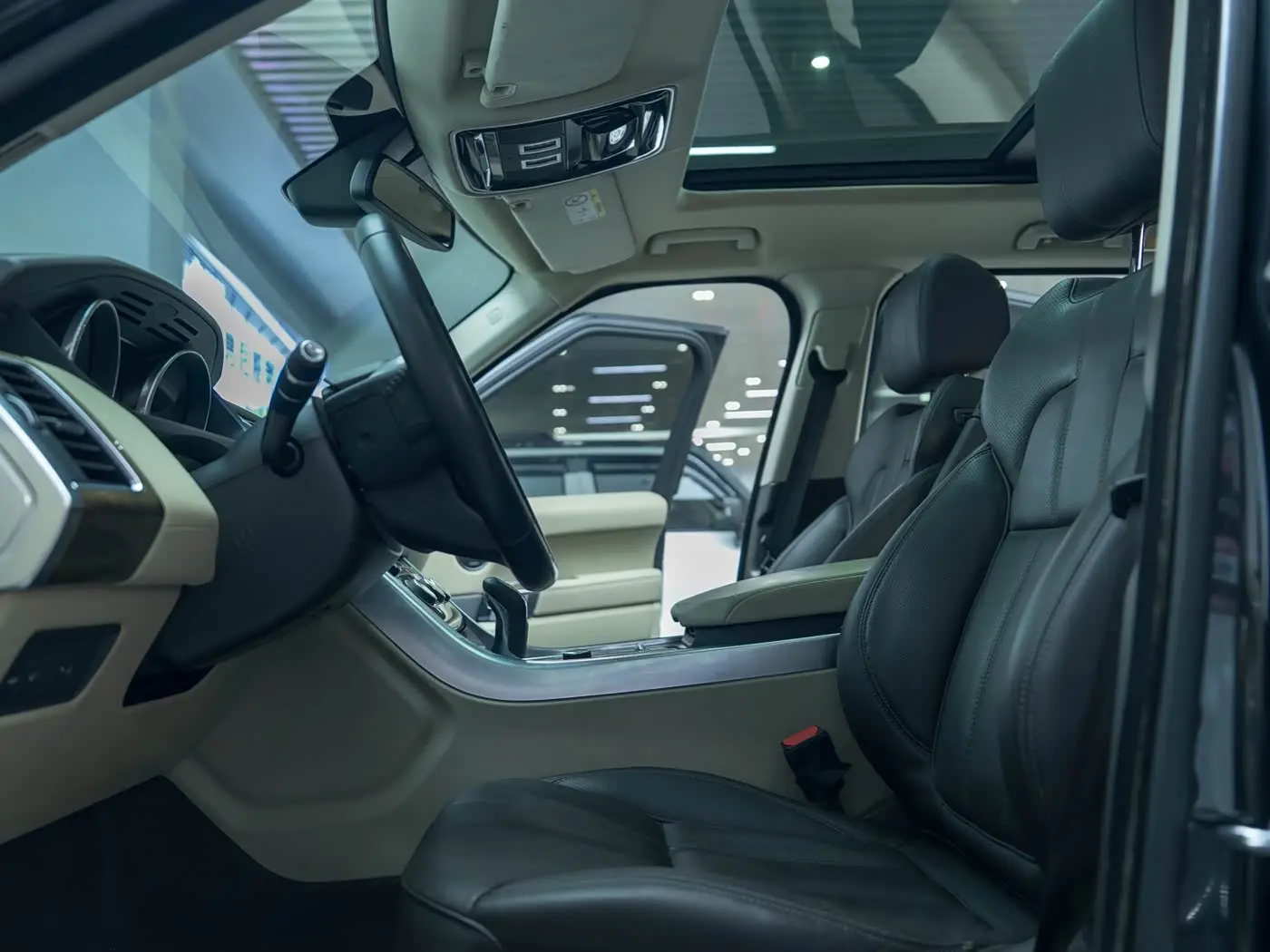 Land Rover Range Rover Sport 2016 — Photo 11/13