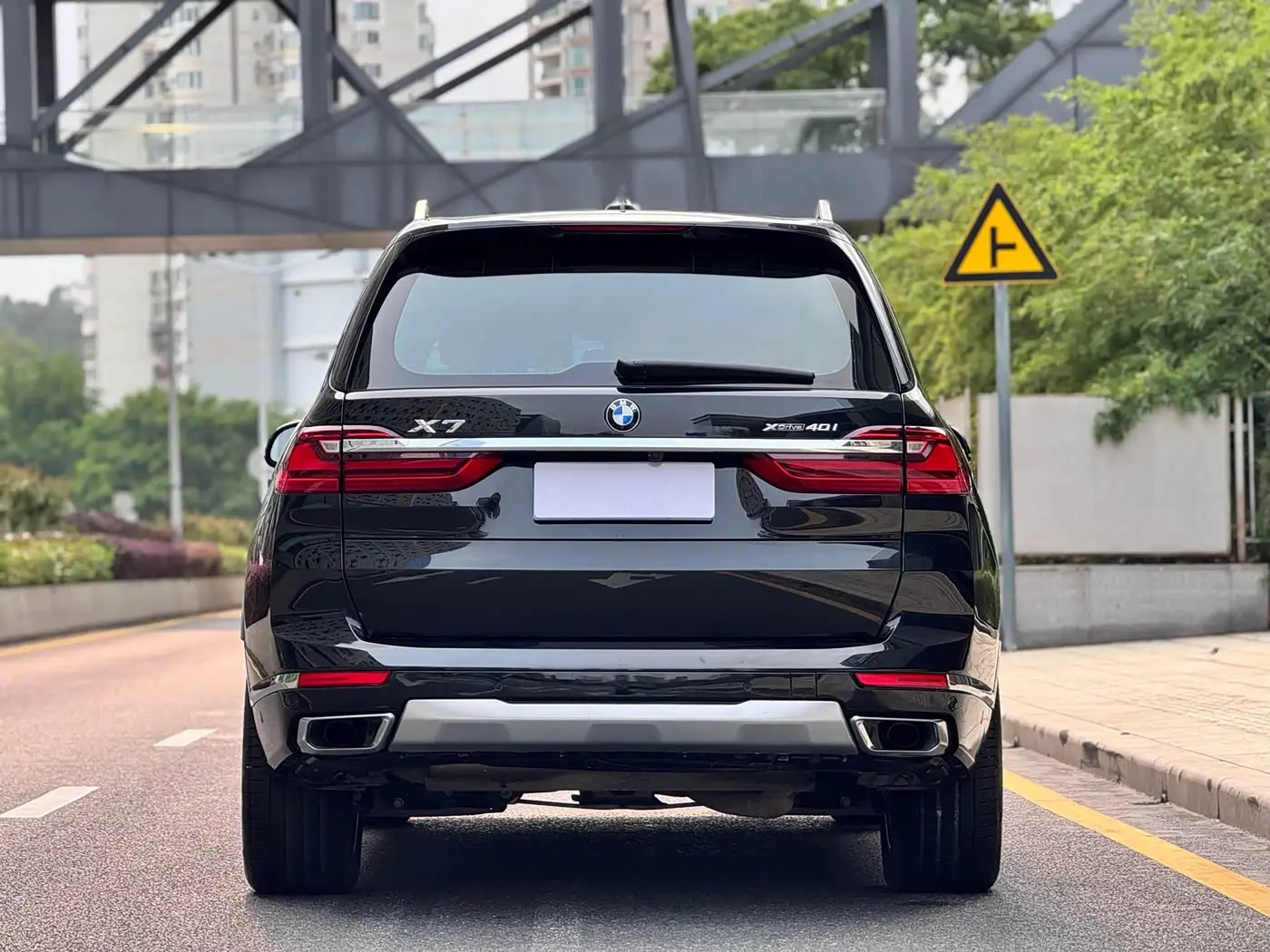 BMW X7 2019 — Фото 7/20