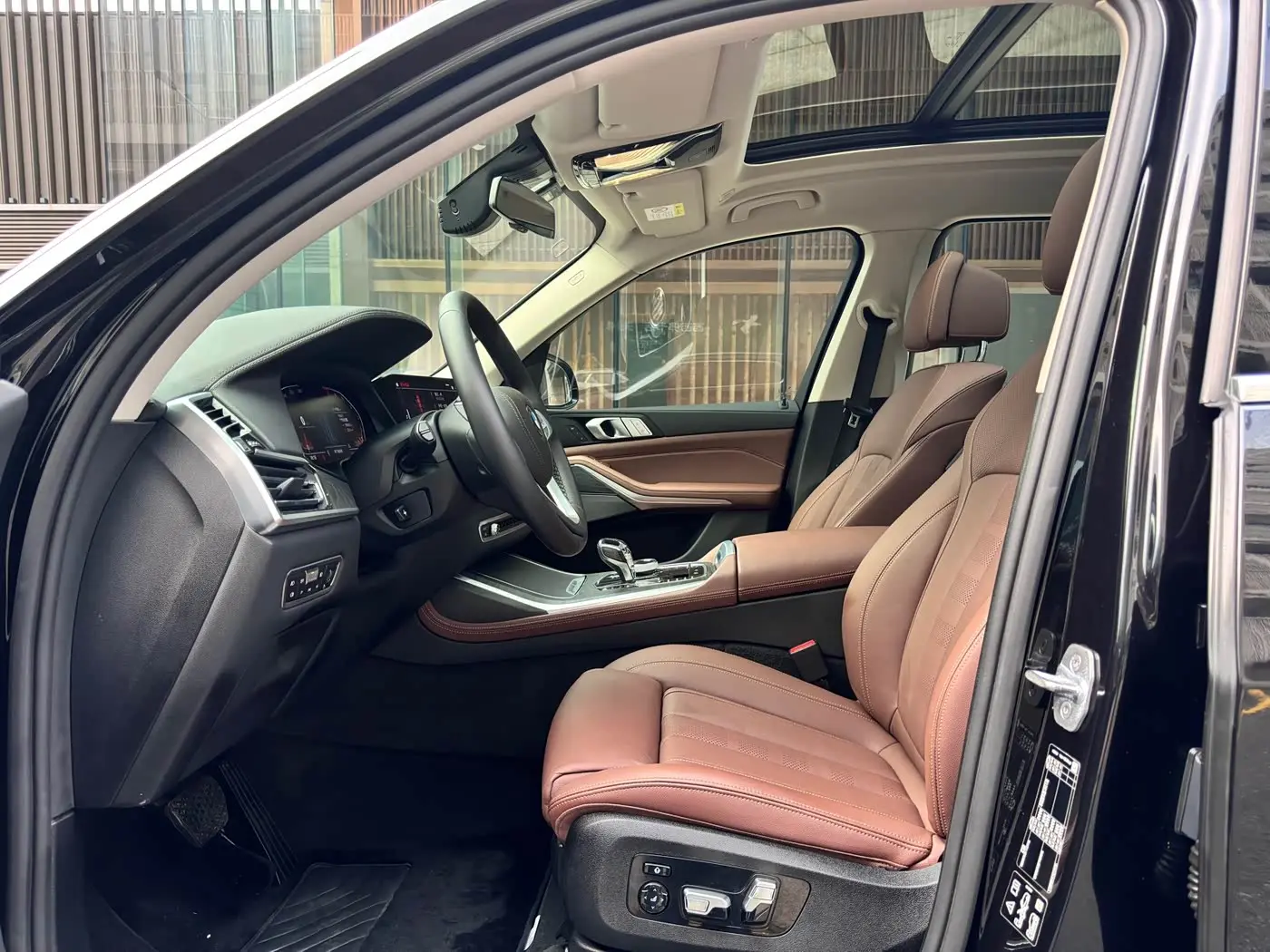 BMW X7 2019 — Фото 16/20