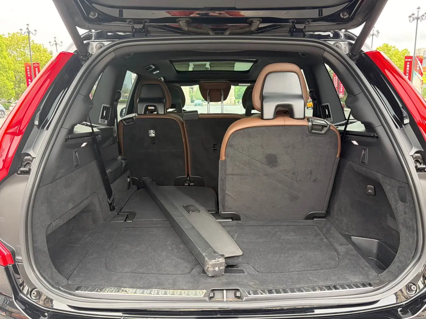 Volvo XC90 2022 — Şəkil 15/18