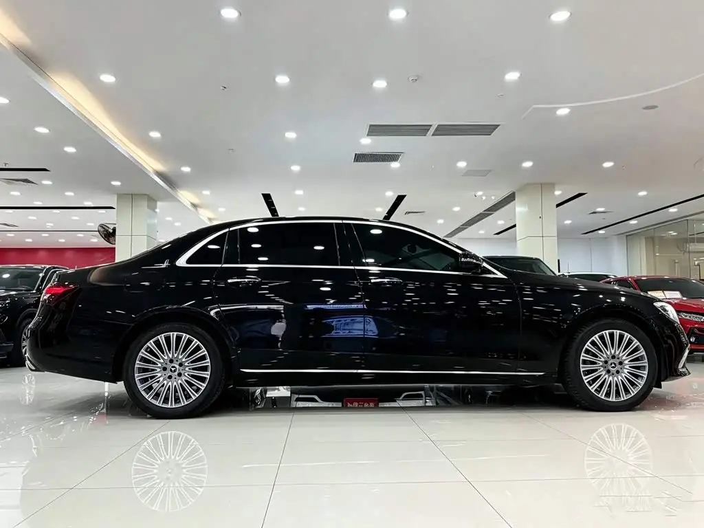 Mercedes-Benz E-Class 2021 — Фото 3/20