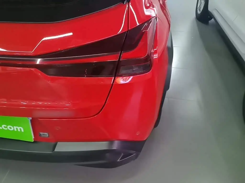 Lexus UX 2020 — Şəkil 8/20