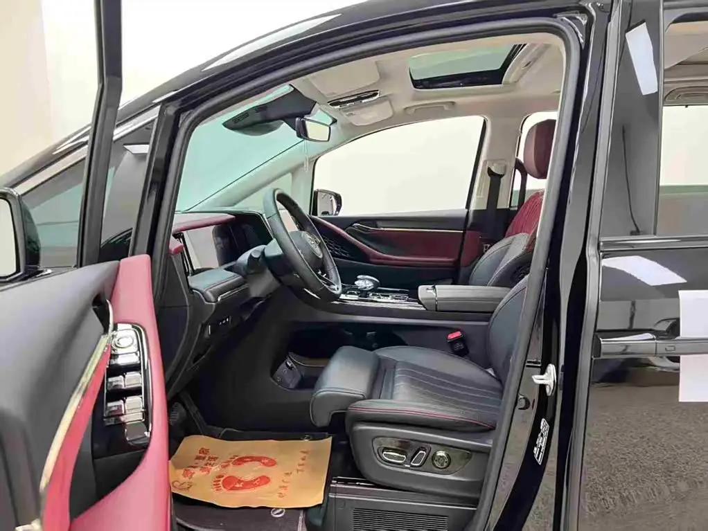 GAC Trumpchi Trumpchi E9 2024 — ფოტო 16/19