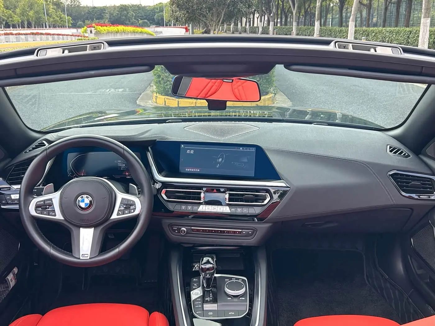 BMW Z4 2024 — Фото 16/16