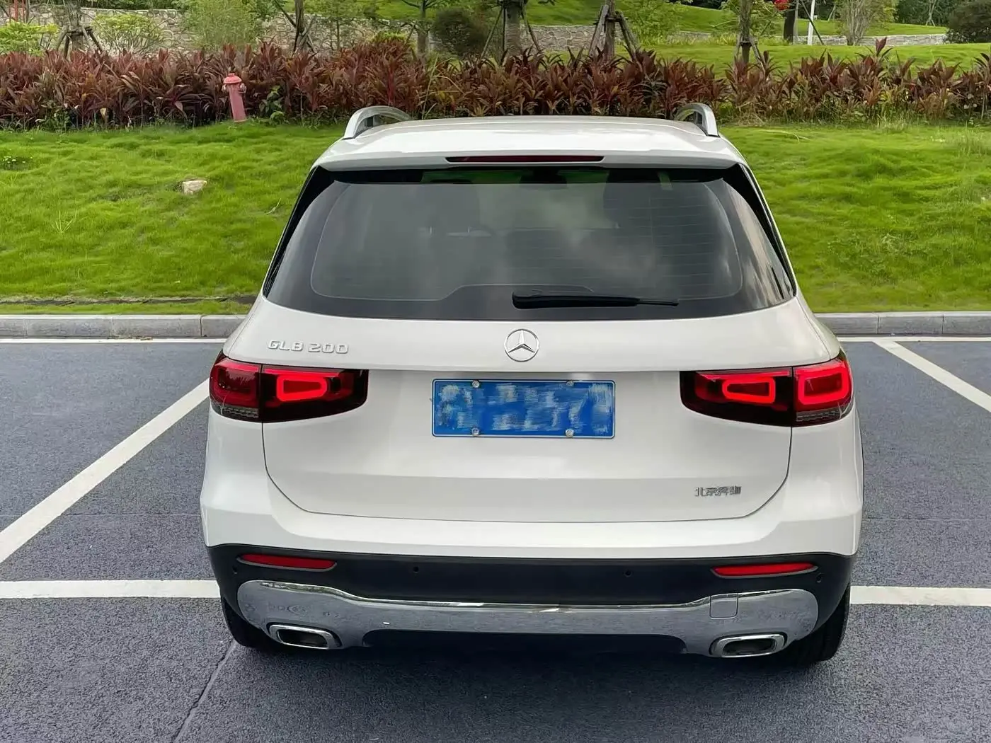 Mercedes-Benz GLB 2021 — Photo 5/9