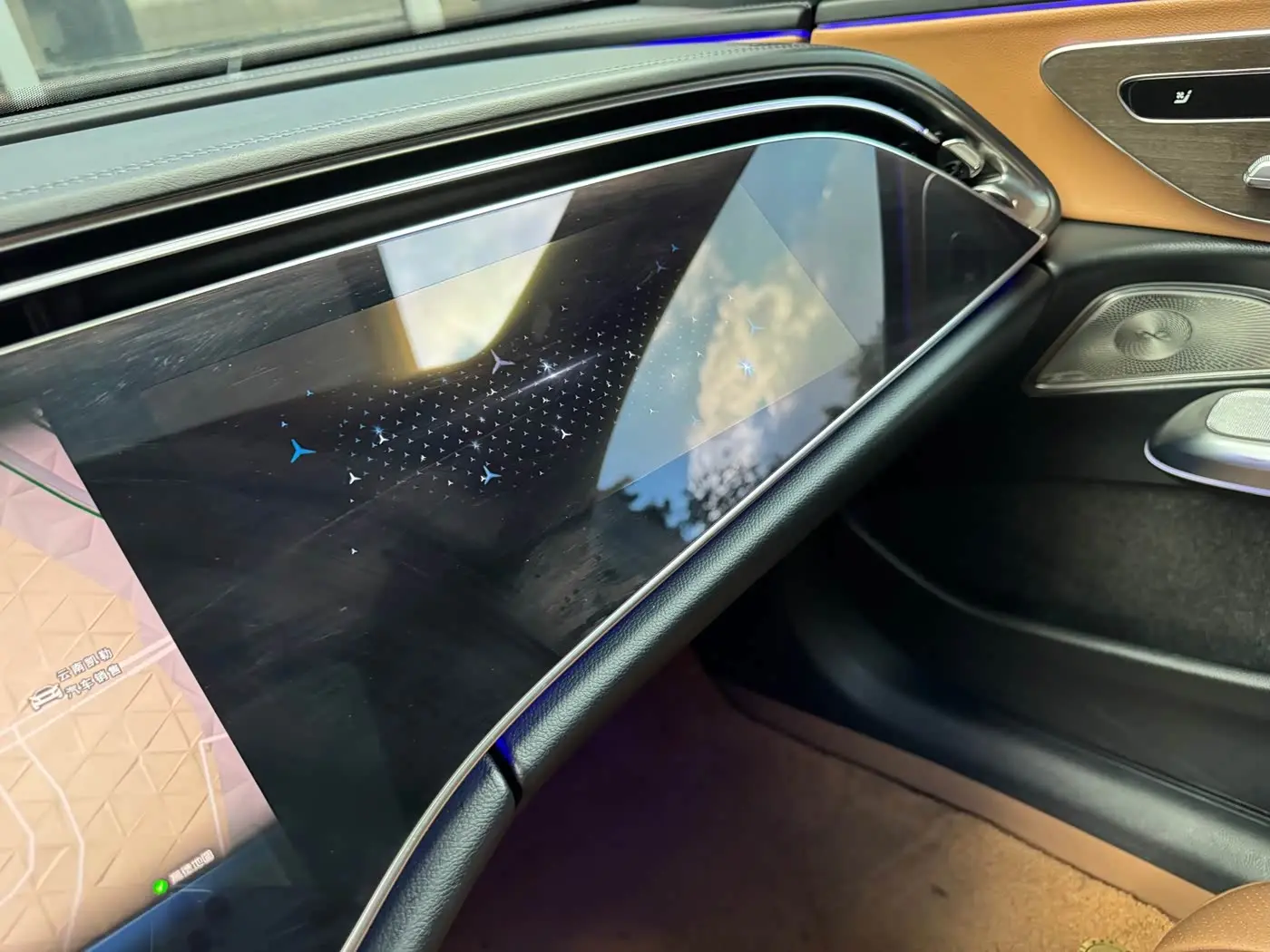 Mercedes-Benz E-Class 2024 — Photo 20/20