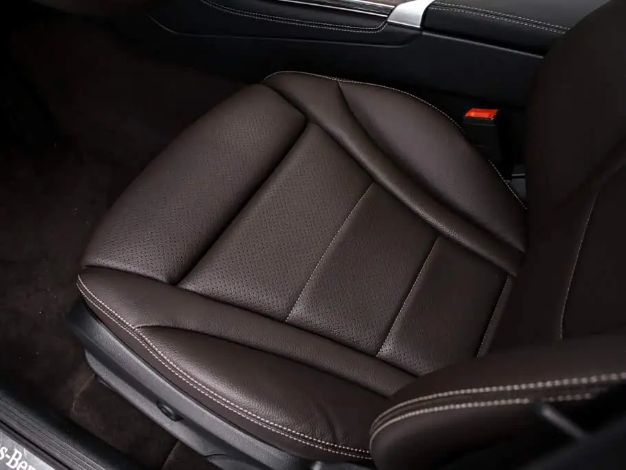 Mercedes-Benz GLC 2022 — Photo 16/20