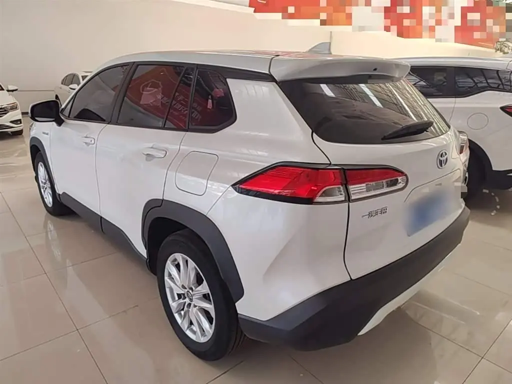 Toyota Corolla Cross 2023 — Şəkil 5/20