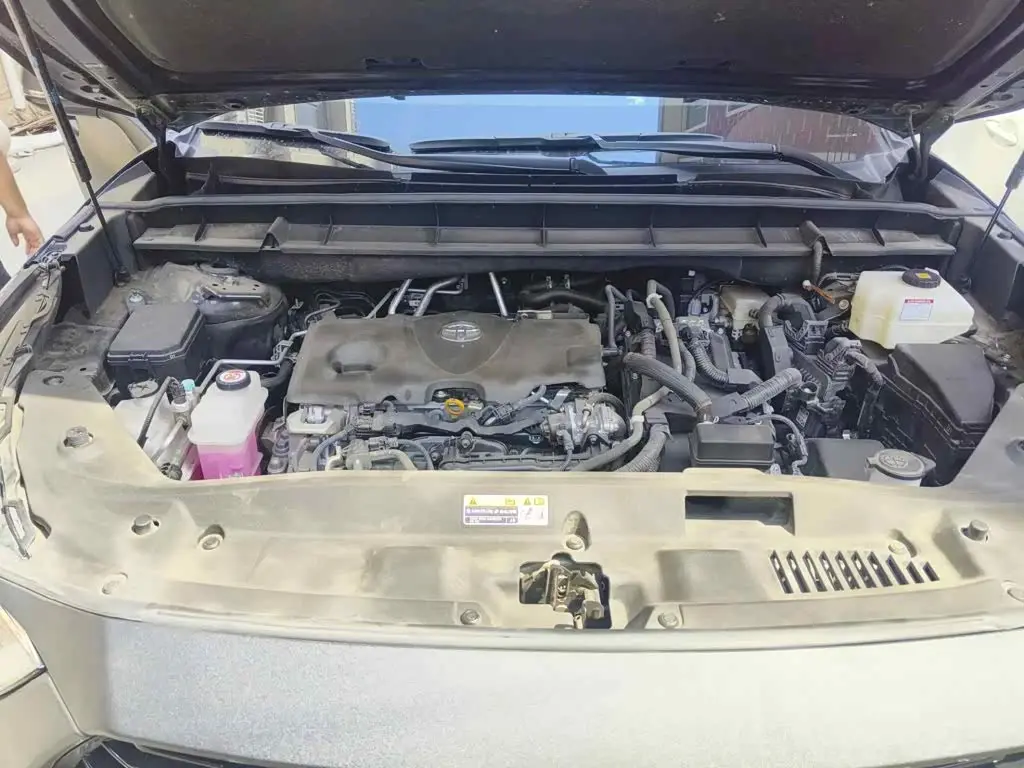 Toyota Crown Kluger 2025 — Photo 9/15