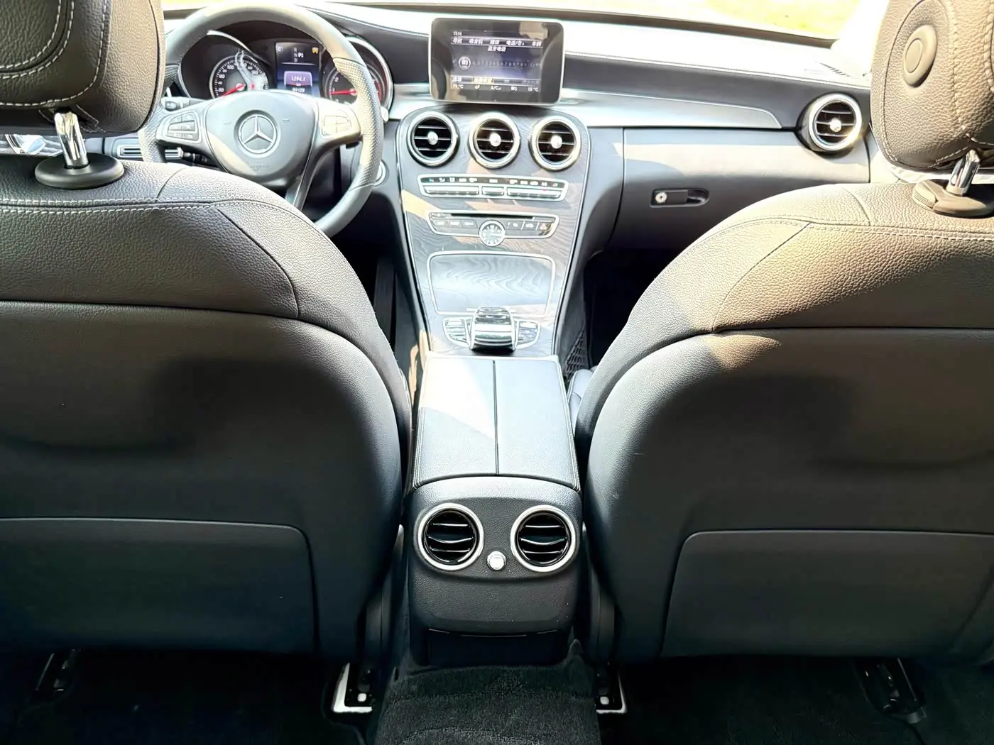 Mercedes-Benz C-Class 2017 — Photo 18/20