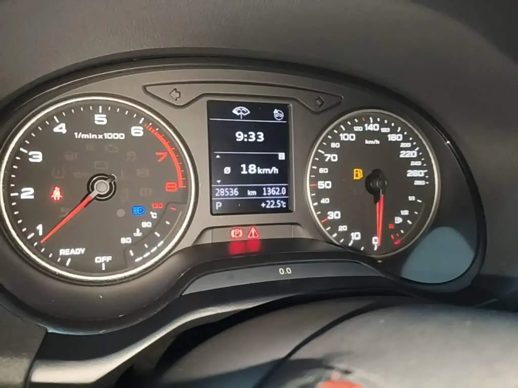 Audi Q2L 2023 — Photo 12/20