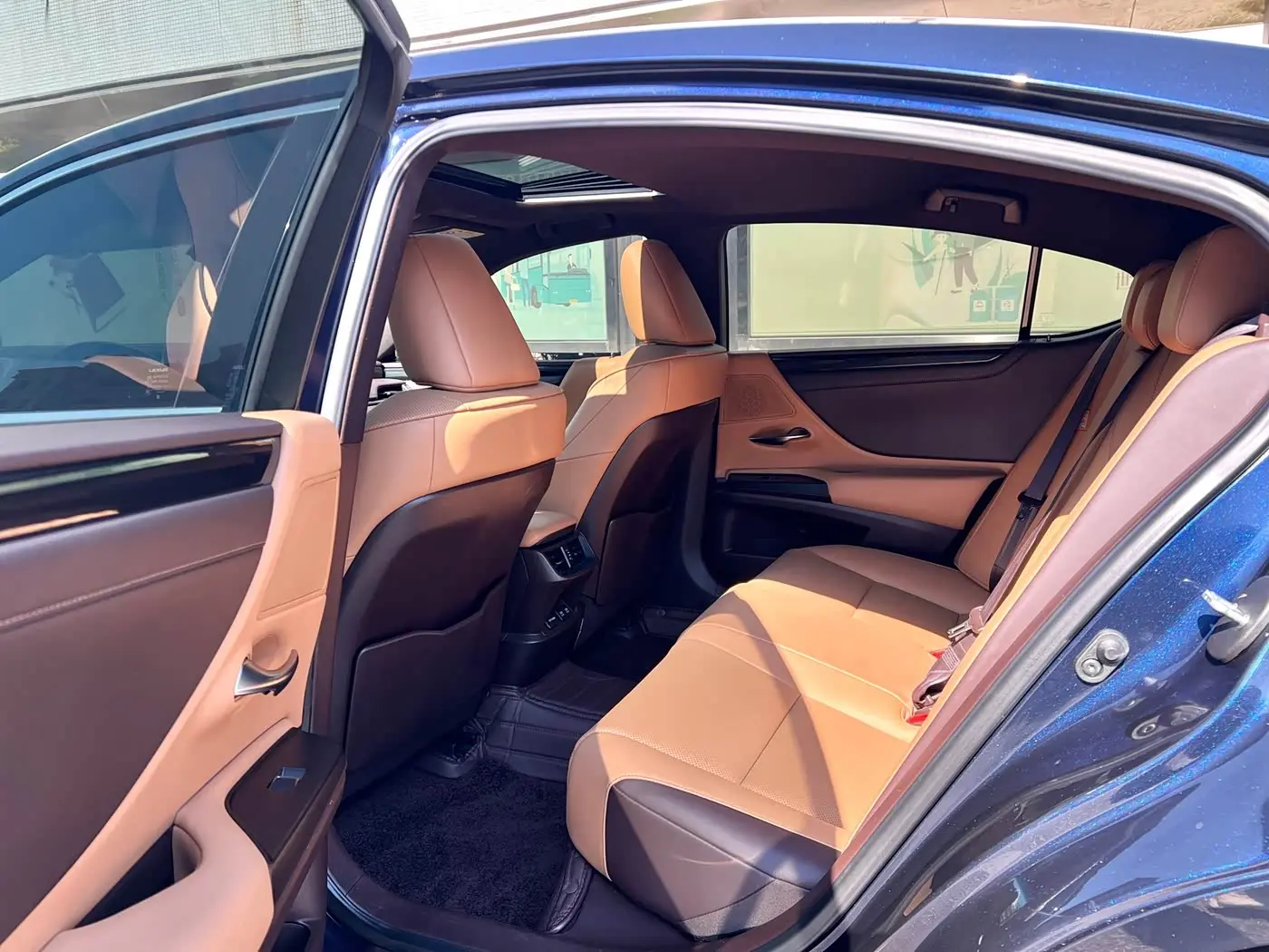 Lexus ES 2021 — Şəkil 9/12