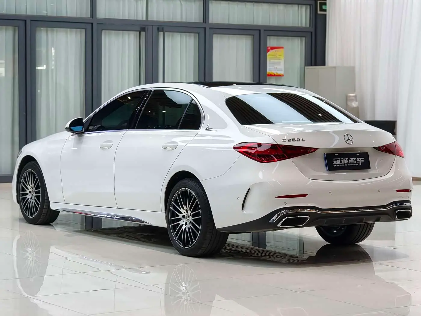 Mercedes-Benz C-Class 2024 — Photo 4/10