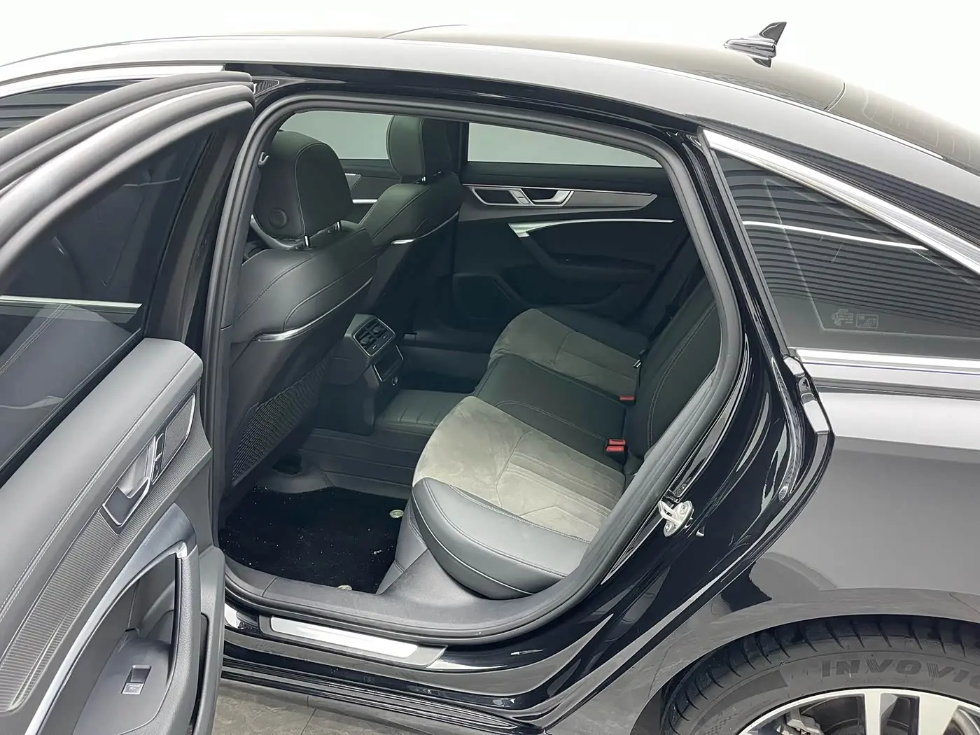 Audi A6L 2024 — Şəkil 18/20