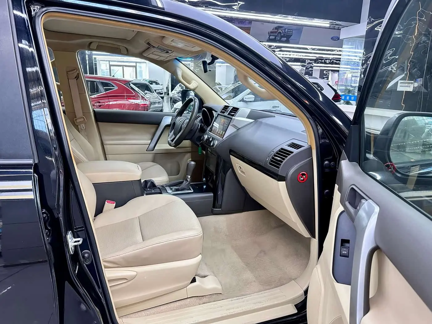 Toyota Prado 2018 — Photo 18/20