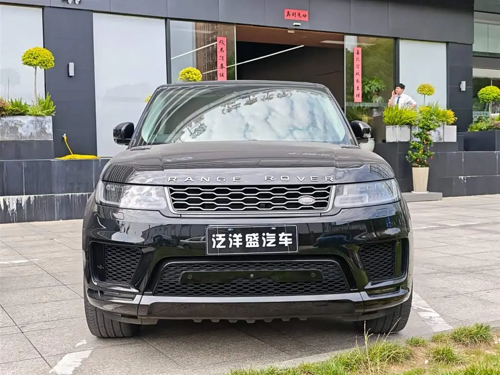 Land Rover Range Rover Sport 2019 — Фото 2/19