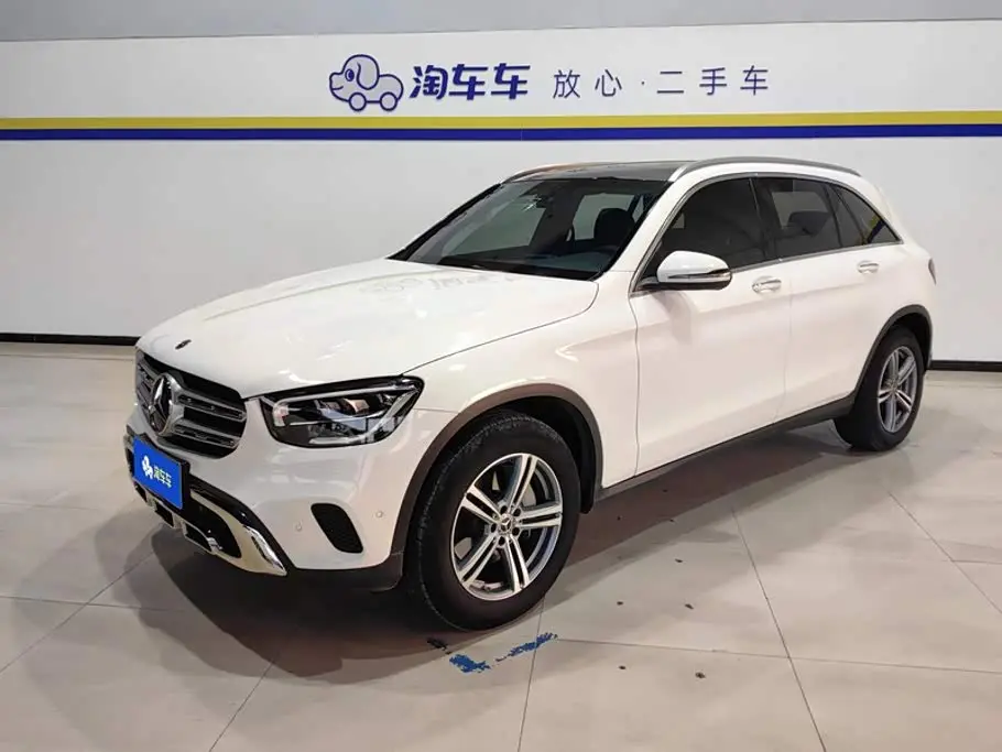 Mercedes-Benz GLC 2021 — Photo 1/16