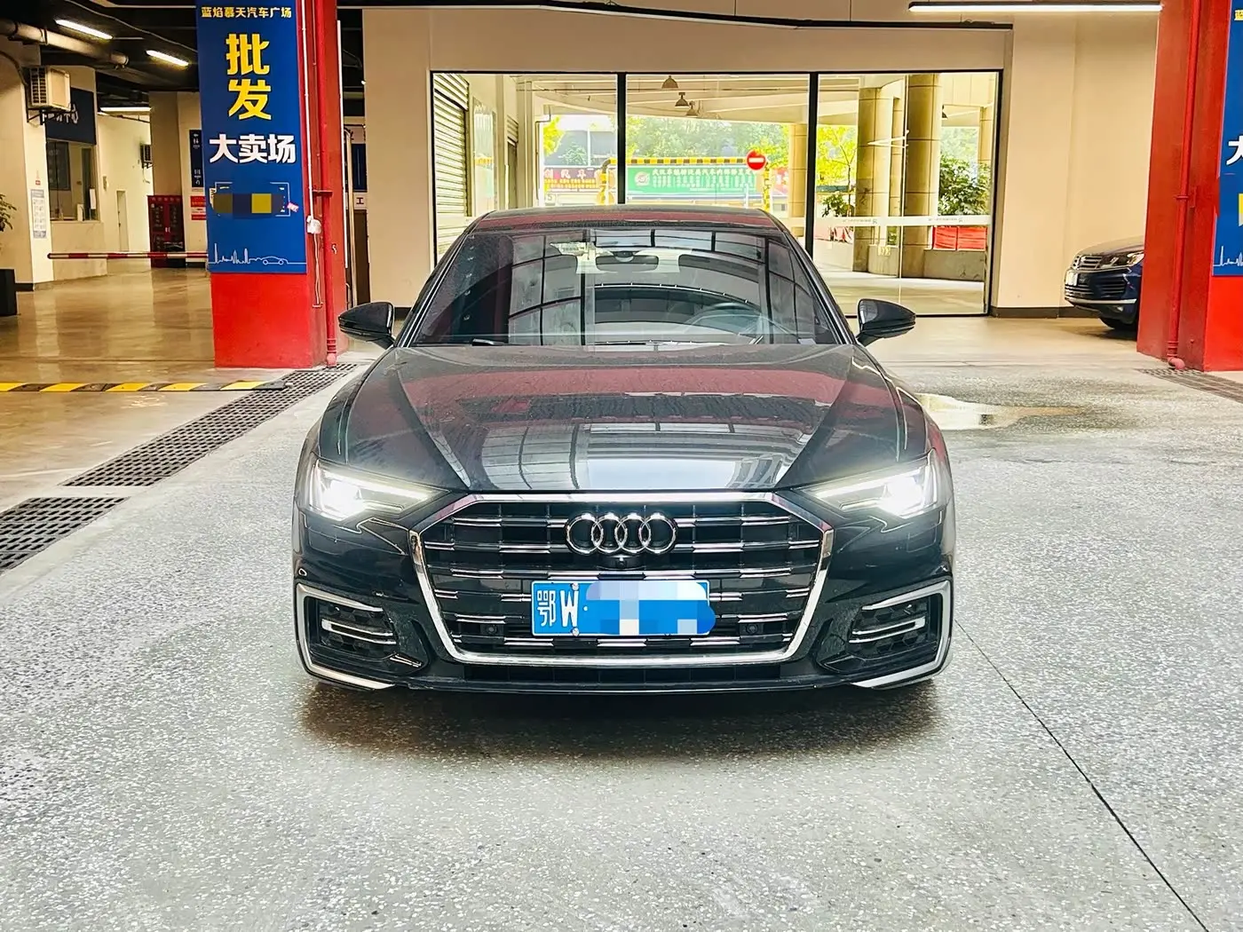 Audi A6L 2024 — Фото 2/17