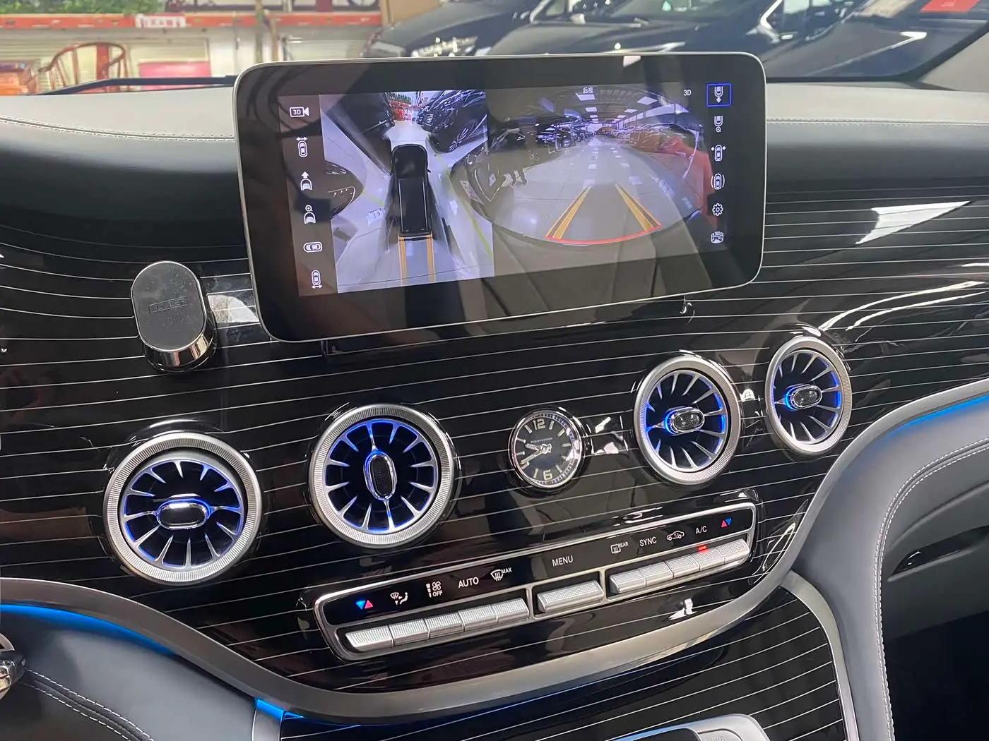 Mercedes-Benz Vito 2024 — Photo 5/19