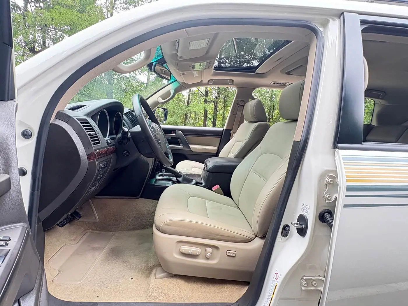 Toyota Land Cruiser 2010 — Şəkil 8/20