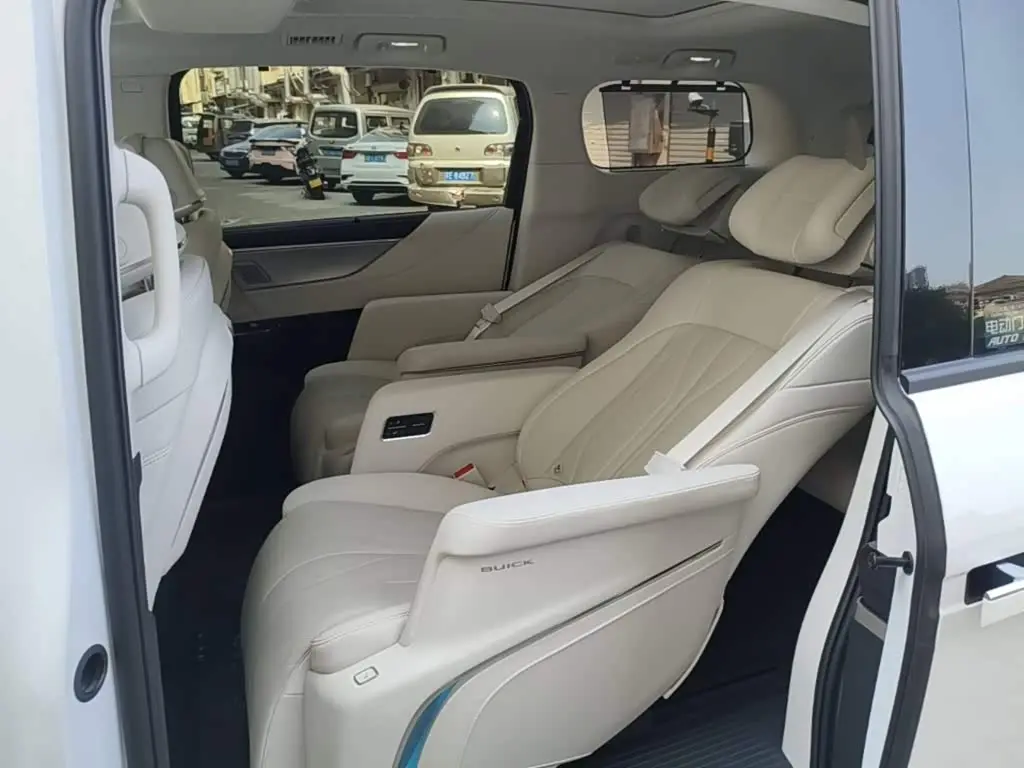 Buick GL8 New Energy 2026 — Şəkil 17/20