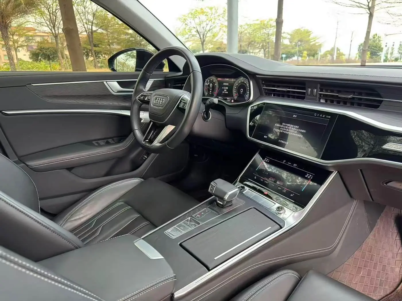 Audi A6L 2020 — Photo 6/11